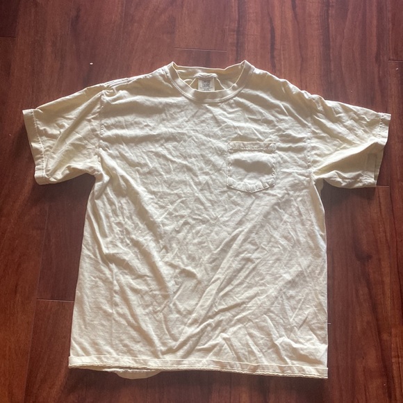 Comfort Colors Mens Yellow Tee with Pocket Short Sleeve T Shirt - Picture 3 of 7